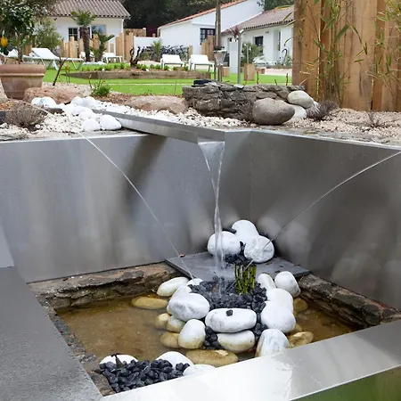 ホテル レ プラトー 3*