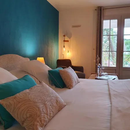 Les Prateaux Hotell 3*