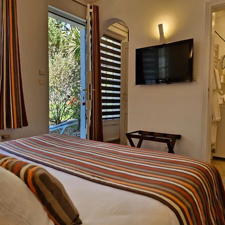 Les Prateaux Hotell 3*