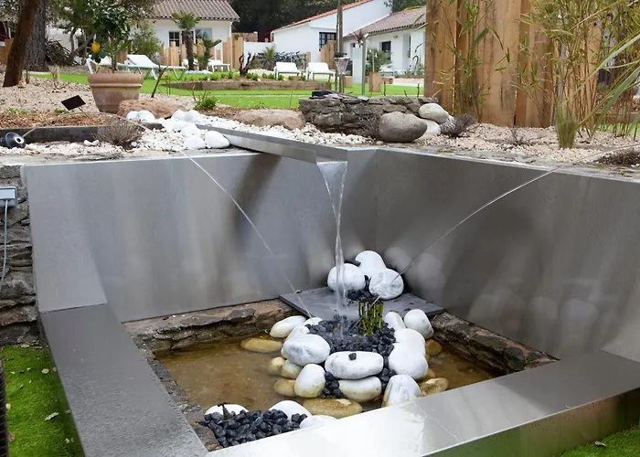 Hotell Les Prateaux 3*